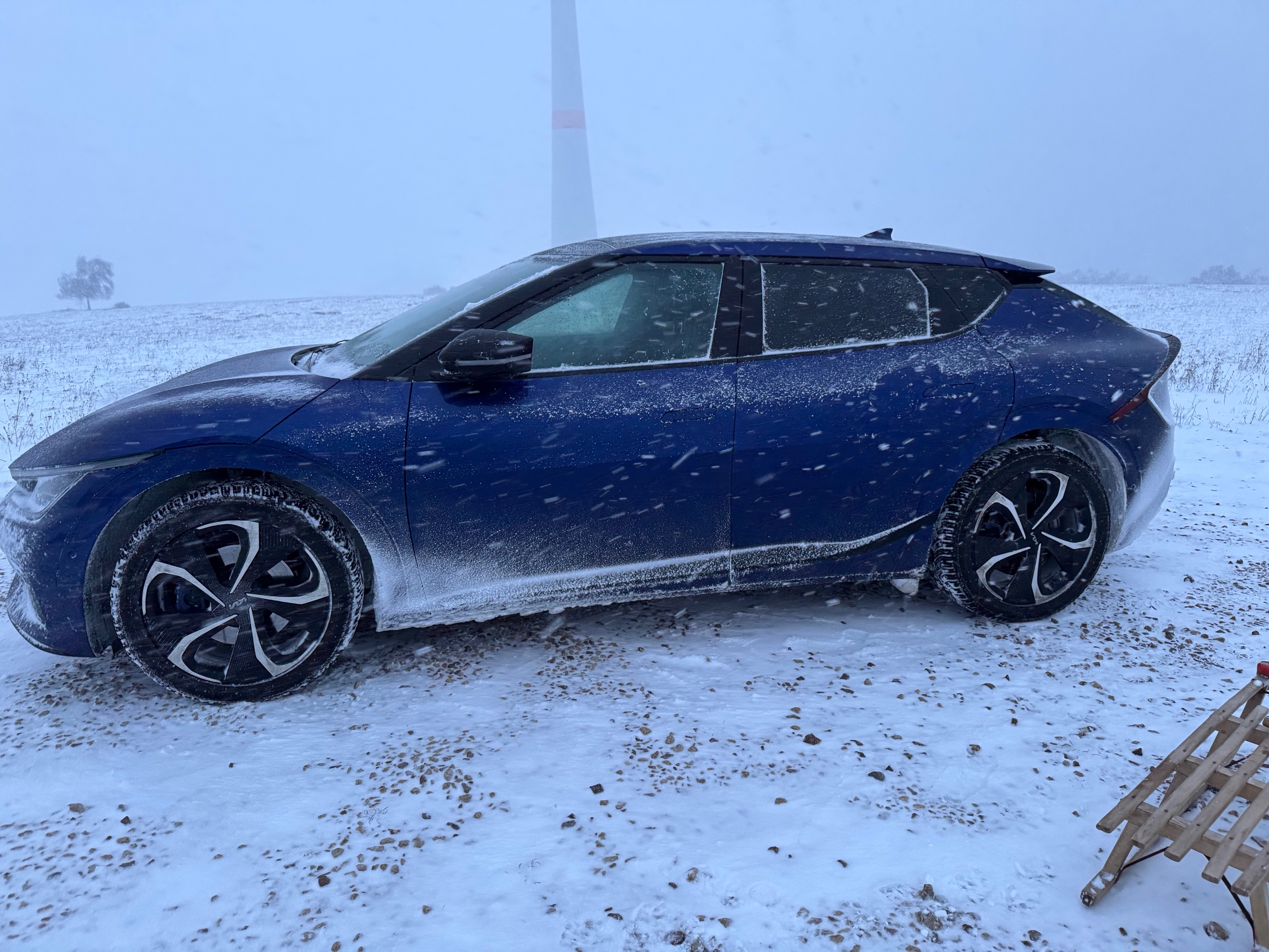 Kia Allrad fährt auch den Berg hoch im Winter