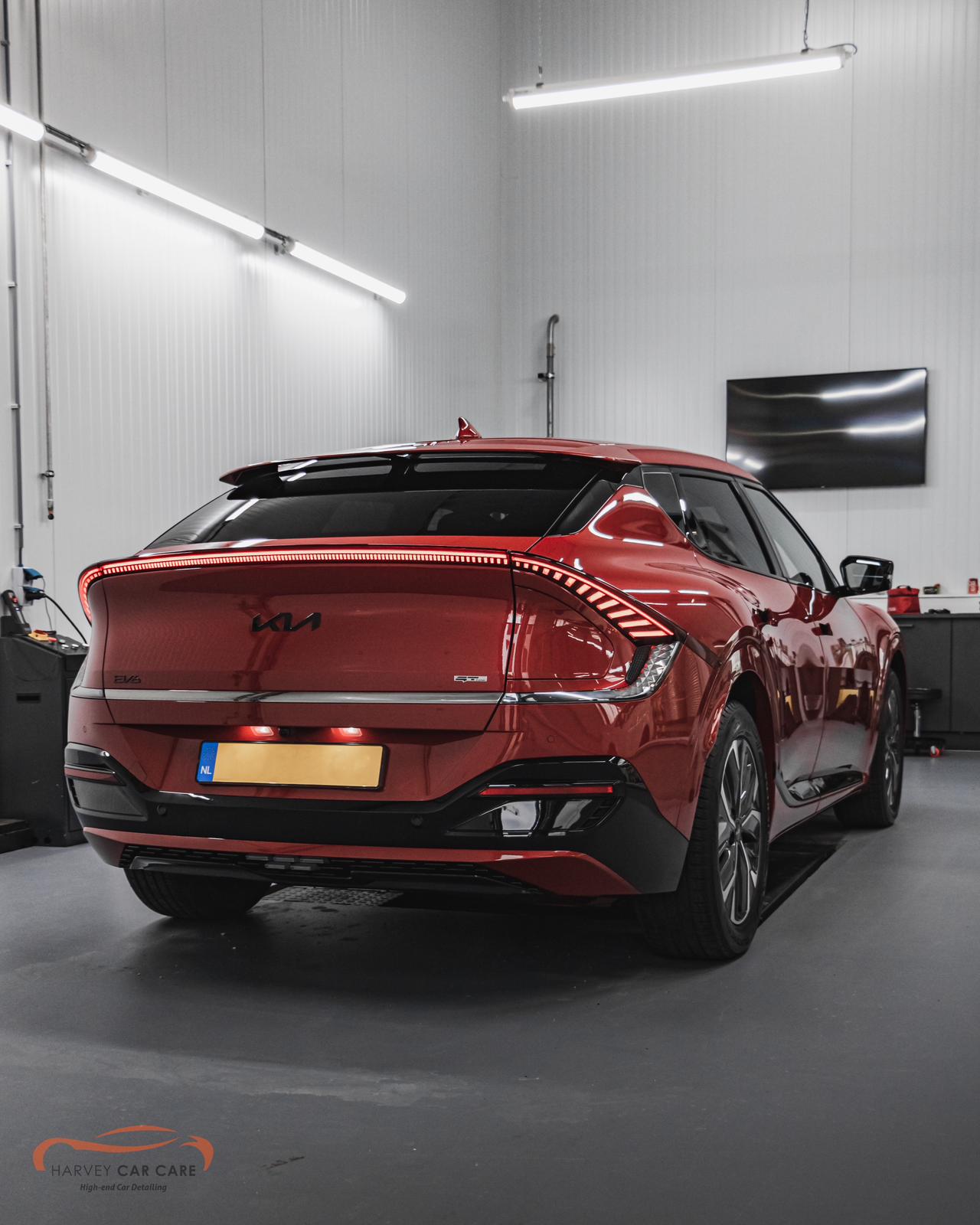 EV6 GtLine Shiny Red